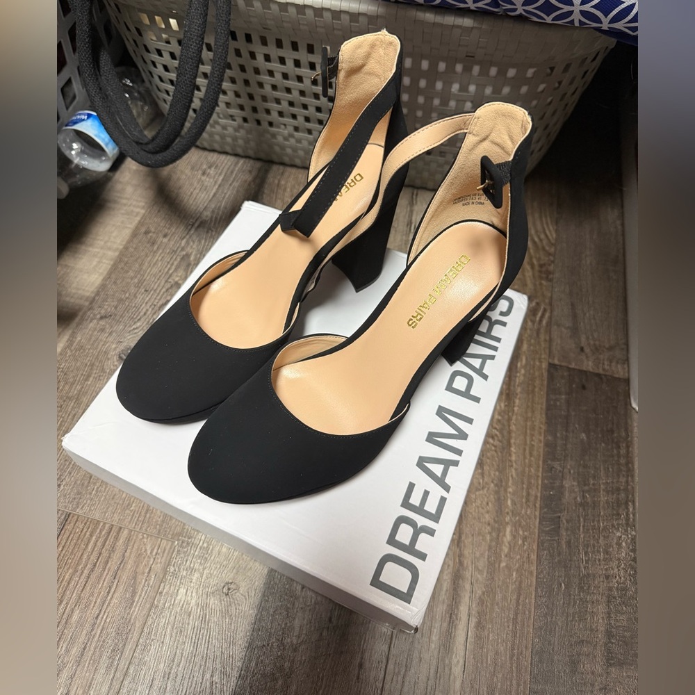 Dream Pairs Elegant Black Block Heels